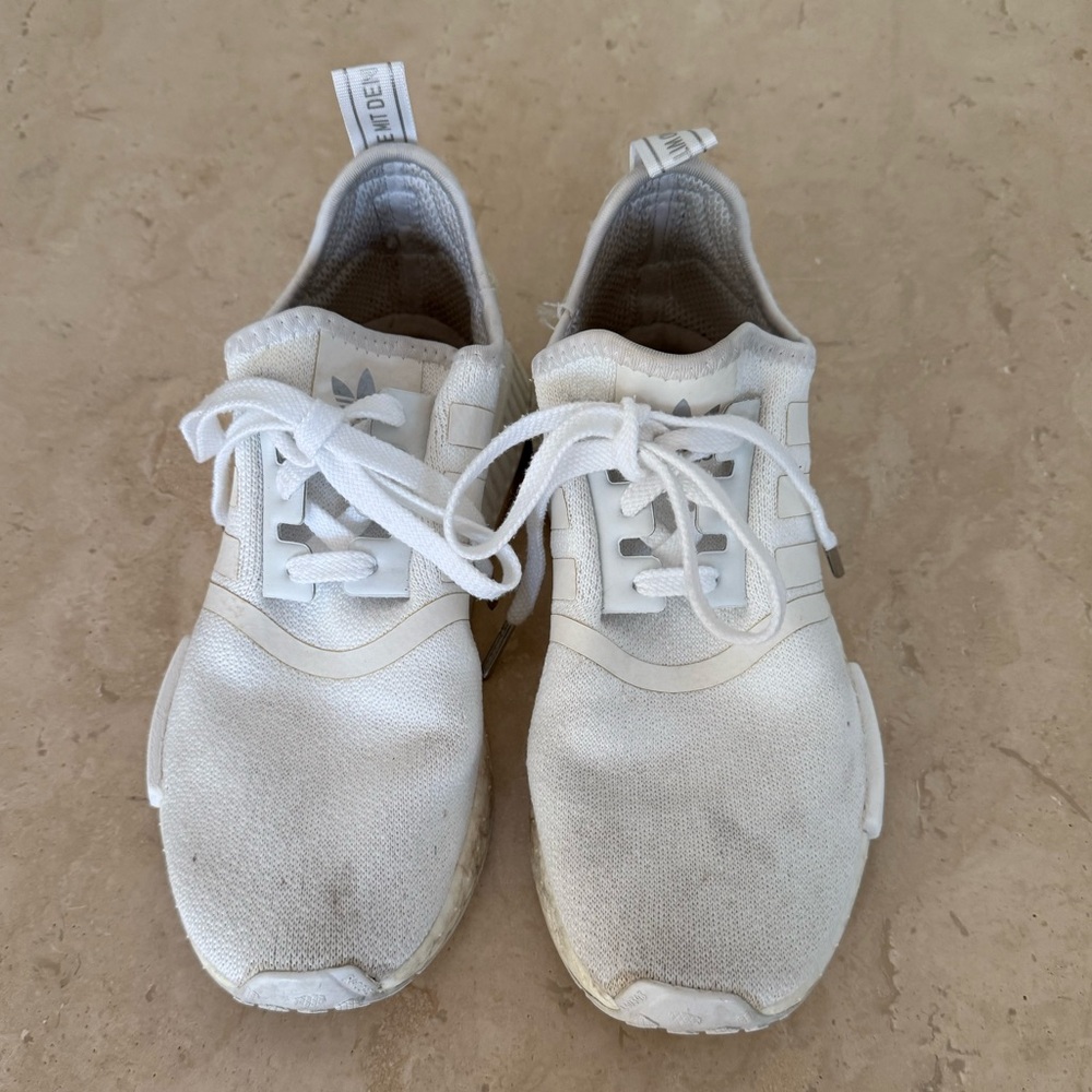 Women’s Adidas White Boost Sneakers 7.5M